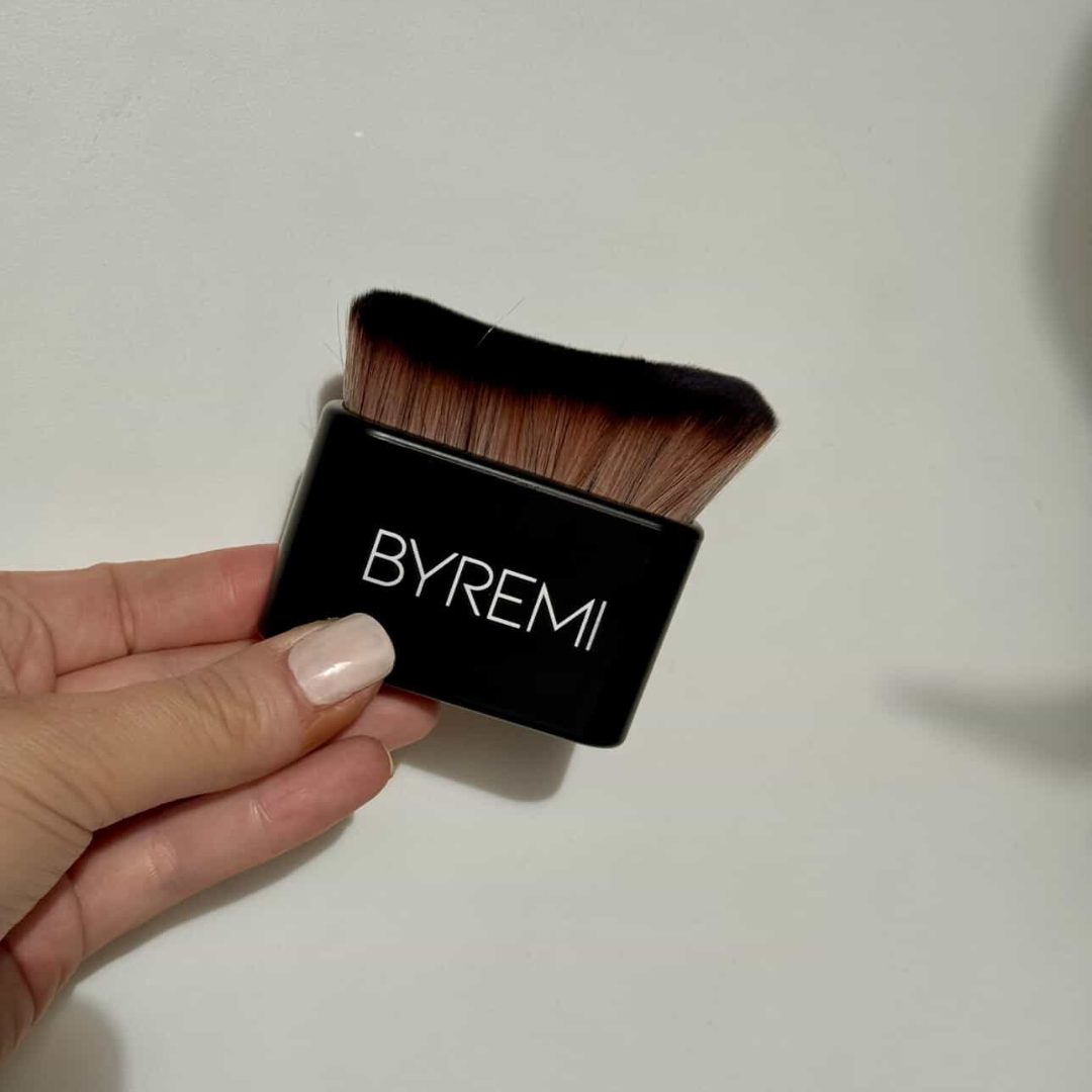Kabuki Brush for gradual tan moisturiser for face – Byremi product