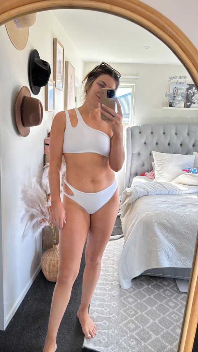 Before and after using Byremi ultra dark self tanner